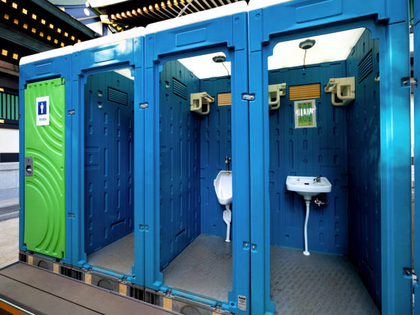 Best Portable bathroom rental  in Glyndon, MN